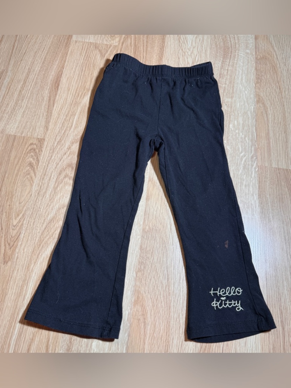 Hello Kitty Black Girls' Knit Flare Leggings